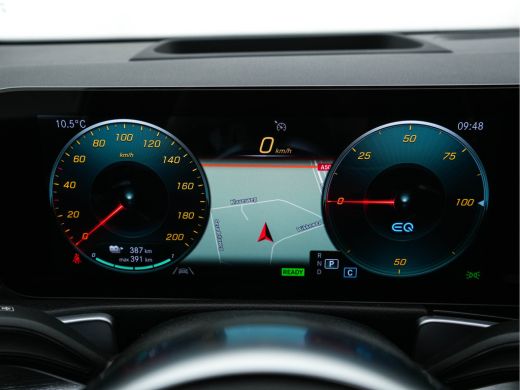 Mercedes-Benz EQB 300 4MATIC AMG-Line 67 kWh [ 3-Fase ] {SOH-97%} (INCL-BTW) *PANO | HEAD-UP | LEATHER-MICROFIBRE |... ActivLease financial lease