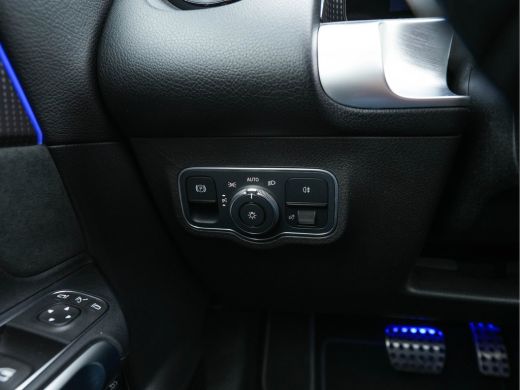 Mercedes-Benz EQB 300 4MATIC AMG-Line 67 kWh [ 3-Fase ] {SOH-97%} (INCL-BTW) *PANO | HEAD-UP | LEATHER-MICROFIBRE |... ActivLease financial lease