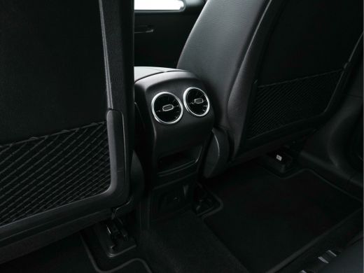 Mercedes-Benz EQB 300 4MATIC AMG-Line 67 kWh [ 3-Fase ] {SOH-97%} (INCL-BTW) *PANO | HEAD-UP | LEATHER-MICROFIBRE |... ActivLease financial lease