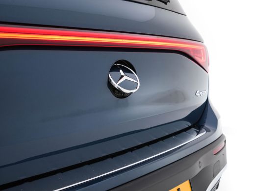 Mercedes-Benz EQB 300 4MATIC AMG-Line 67 kWh [ 3-Fase ] {SOH-97%} (INCL-BTW) *PANO | HEAD-UP | LEATHER-MICROFIBRE |... ActivLease financial lease