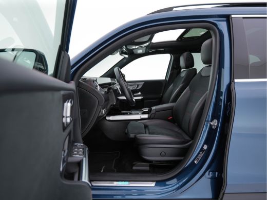 Mercedes-Benz EQB 300 4MATIC AMG-Line 67 kWh [ 3-Fase ] {SOH-97%} (INCL-BTW) *PANO | HEAD-UP | LEATHER-MICROFIBRE |... ActivLease financial lease