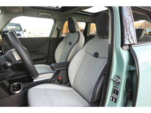 Mini 5-Deurs Cooper C / Classic / Pakket M / 17" U-Spoke grey ActivLease financial lease