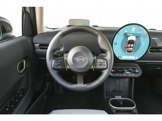 Mini 5-Deurs Cooper C / Classic / Pakket M / 17" U-Spoke grey ActivLease financial lease