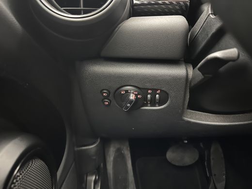 Mini Electric Basic 33 kWh [ 3-Fase ] (SOH-100%) (INCL-BTW) Aut. *HEATPUMP | FULL-LED | SPORT-SEATS | NAVI-FULL... ActivLease financial lease