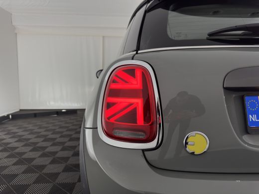 Mini Electric Basic 33 kWh [ 3-Fase ] (SOH-100%) (INCL-BTW) Aut. *HEATPUMP | FULL-LED | SPORT-SEATS | NAVI-FULL... ActivLease financial lease