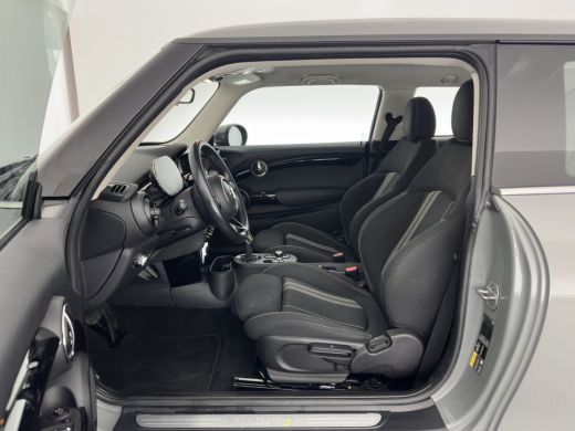 Mini Electric Basic 33 kWh [ 3-Fase ] (SOH-100%) (INCL-BTW) Aut. *HEATPUMP | FULL-LED | SPORT-SEATS | NAVI-FULL... ActivLease financial lease