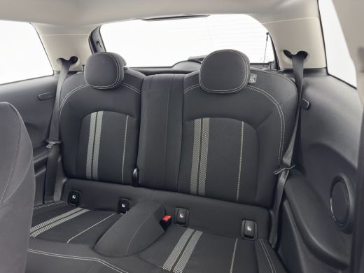 Mini Electric Basic 33 kWh [ 3-Fase ] (SOH-100%) (INCL-BTW) Aut. *HEATPUMP | FULL-LED | SPORT-SEATS | NAVI-FULL... ActivLease financial lease