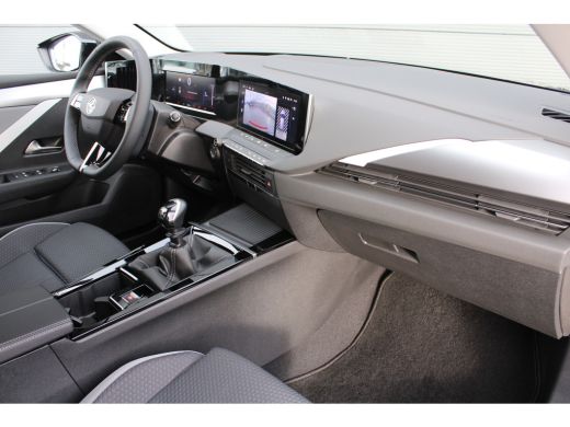 Opel Astra Sports Tourer 1.2 Turbo Business Edition | Navigatie | Camera | Stoelverwarming | Stuurverwarming... ActivLease financial lease