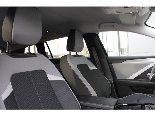 Opel Astra Sports Tourer 1.2 Turbo Business Edition | Navigatie | Camera | Stoelverwarming | Stuurverwarming... ActivLease financial lease