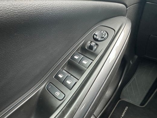 Opel Grandland X 1.2 130PK Turbo Innovation | AGR-COMFORTSTOEL| NAVIGATIE| CAMERA| PARKEERSENSOREN V+A| CLIMATE CO... ActivLease financial lease