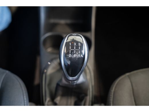 Opel KARL 1.0 ecoFLEX 120 Jaar Edition | Navigatie | Apple Carplay & Android Auto | USB | Bluetooth | Airco... ActivLease financial lease