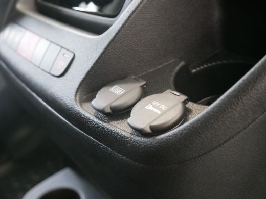 Opel Movano L2H2 3,3t 140pk | BPM VRIJ | Achteruitrijcamera | Laadruimtescheidingswand gesloten (zonder Raam)... ActivLease financial lease