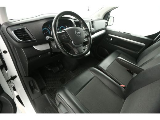 Opel Vivaro-e L2H1 Edition 50 kWh | SOH 97% | Snelladen | Airco | Cruise | 3-Zits | Carplay | Parkeersens. ActivLease financial lease