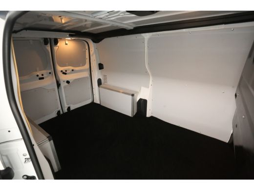 Opel Vivaro-e L2H1 Edition 50 kWh | SOH 97% | Snelladen | Airco | Cruise | 3-Zits | Carplay | Parkeersens. ActivLease financial lease