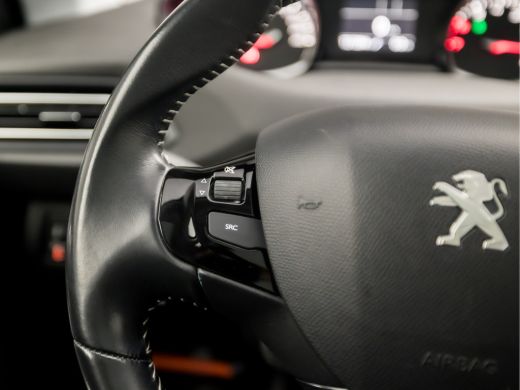 Peugeot 308 SW 1.2 PureTech Premium Sport (PANORAMADAK, APPLE CARPLAY, GROOT NAVI, KEYLESS, CAMERA, GETINT GL... ActivLease financial lease