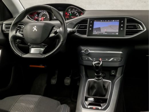 Peugeot 308 SW 1.2 PureTech Premium Sport (PANORAMADAK, APPLE CARPLAY, GROOT NAVI, KEYLESS, CAMERA, GETINT GL... ActivLease financial lease