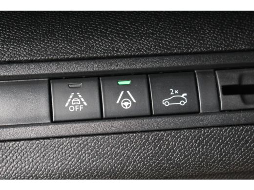 Peugeot 5008 1.2 GT Black Pack Aut. | Adap. Cruise + Drive Assist | Elec. Achterklep | Stoelverwarming | Camer... ActivLease financial lease