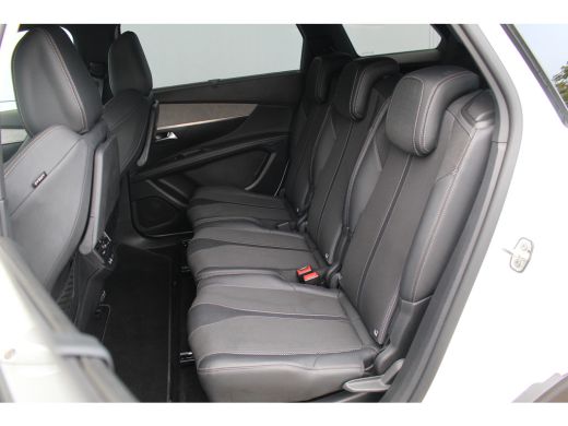 Peugeot 5008 1.2 GT Black Pack Aut. | Adap. Cruise + Drive Assist | Elec. Achterklep | Stoelverwarming | Camer... ActivLease financial lease