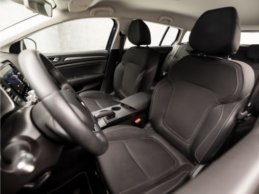 Renault M&eacute;gane Estate Estate 1.3 TCe Deluxe Automaat (APPLE CARPLAY, NAVIGATIE, CLIMATE, CRUISE, SPORTSTOELEN, PDC, TRE... ActivLease financial lease