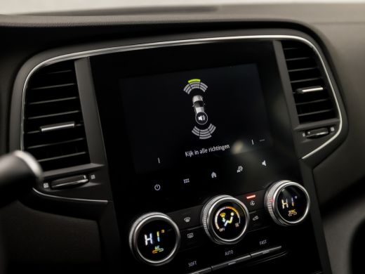 Renault M&eacute;gane Estate Estate 1.3 TCe Deluxe Automaat (APPLE CARPLAY, NAVIGATIE, CLIMATE, CRUISE, SPORTSTOELEN, PDC, TRE... ActivLease financial lease