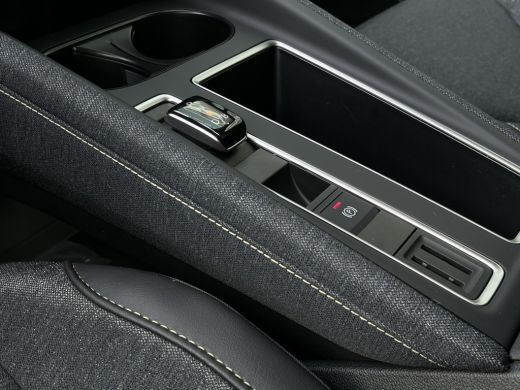 Skoda Elroq 60 Business Edition - Tour | Trekhaak | 20 inch ActivLease financial lease