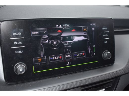 Skoda Kamiq 1.0 110PK TSI Ambition | Climate Control | PDC | Zwenkbare trekhaak | Sunset | PDC Achter ActivLease financial lease