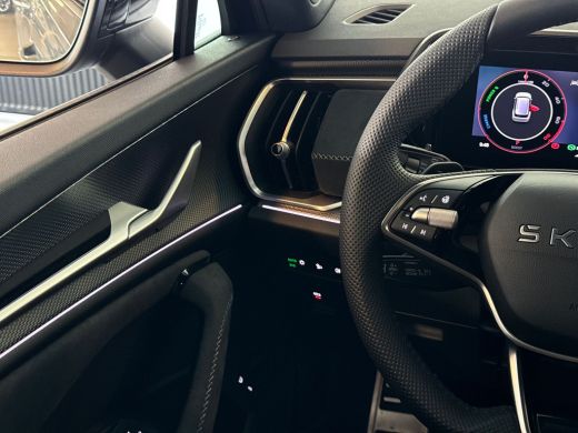 Skoda Kodiaq 1.5 204pk TSI PHEV Sportline Business Parkeersensoren v&oacute;&oacute;r en achter | Sunset inclusief geluidsde... ActivLease financial lease