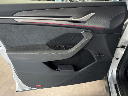 Skoda Kodiaq 1.5 204pk TSI PHEV Sportline Business Simply Clever Familie Pakket | Navigatiesysteem | Verwarmba... ActivLease financial lease