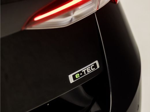 Skoda Octavia Combi 1.0 e-TSI Sportline Automaat (VIRTUAL COCKPIT, APPLE CARPLAY, GROOT NAVI, CAMERA, GETINT GL... ActivLease financial lease