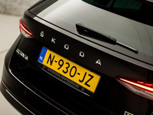 Skoda Octavia Combi 1.0 e-TSI Sportline Automaat (VIRTUAL COCKPIT, APPLE CARPLAY, GROOT NAVI, CAMERA, GETINT GL... ActivLease financial lease