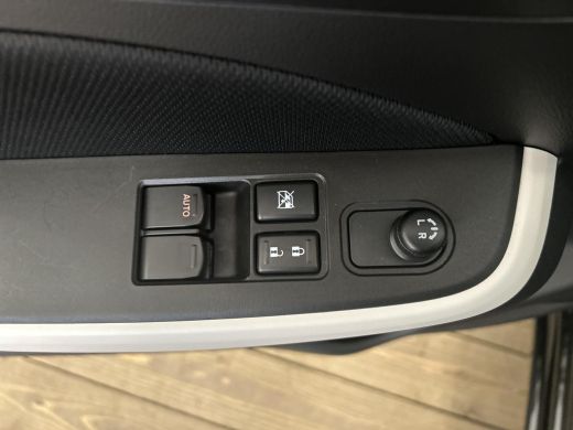 Suzuki Swift 1.2 Select Smart Hybrid ActivLease financial lease