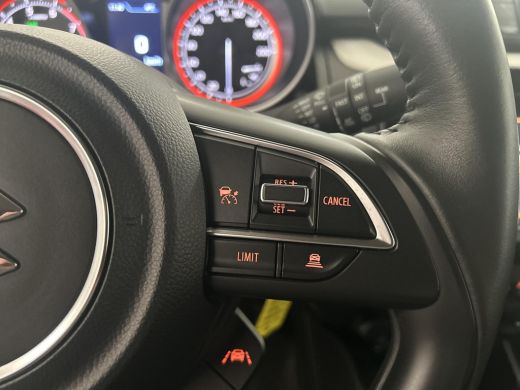 Suzuki Swift 1.2 Select Smart Hybrid ActivLease financial lease