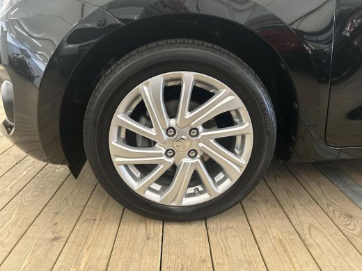 Suzuki Swift 1.2 Select Smart Hybrid ActivLease financial lease