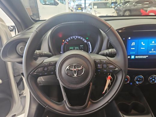 Toyota Aygo 1.0 VVT-i MT Play (Adaptive Cruise - Carplay) ActivLease financial lease