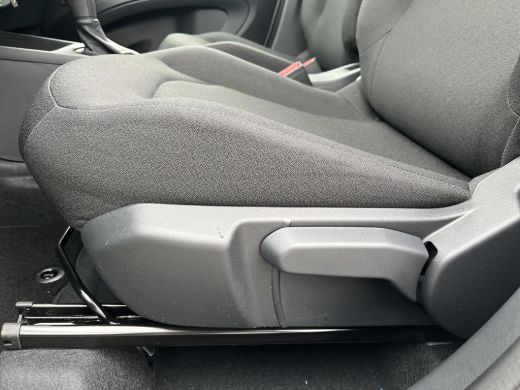 Toyota Aygo Hybrid 115 play | Uit voorraad leverbaar | &euro; 500 extra inruilwaarde | ActivLease financial lease