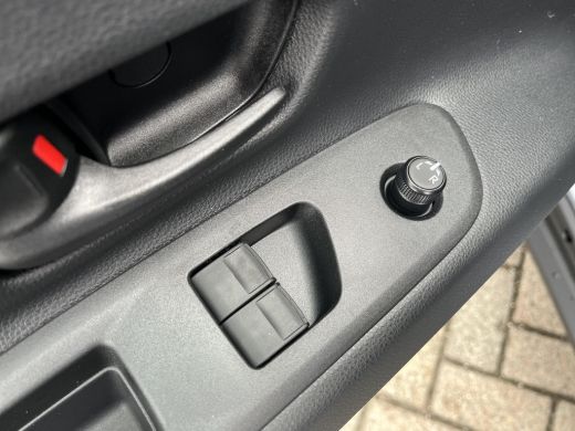 Toyota Aygo Hybrid 115 play | Uit voorraad leverbaar | &euro; 500 extra inruilwaarde | ActivLease financial lease