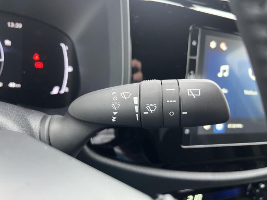 Toyota Aygo Hybrid 115 play | Uit voorraad leverbaar | &euro; 500 extra inruilwaarde | ActivLease financial lease