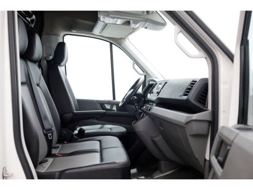 Volkswagen Crafter 35 2.0 TDI 177pk E6 RWD L3H3 (L2H2) Airco/Trekhaak 3500kg 06-2018 ActivLease financial lease