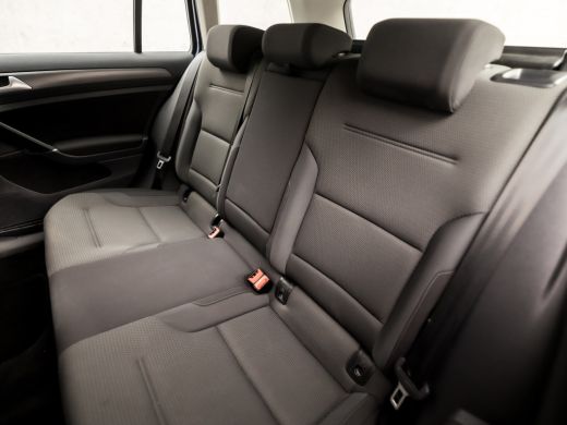 Volkswagen Golf Variant 1.0 TSI Sportline 116Pk Automaat (GROOT NAVI, APPLE CARPLAY, CLIMATE, ADAPT. CRUISE, LM V... ActivLease financial lease