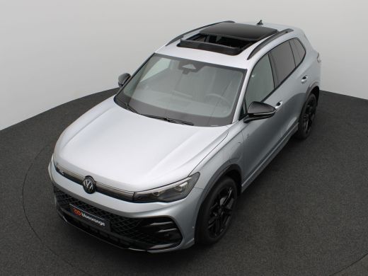 Volkswagen Tiguan 1.5 eHybrid R-Line Business 204PK DSG Pano-Schuifdak, Black Style, Trekhaak, 20" LM Velgen, Keyle... ActivLease financial lease