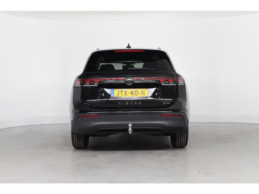 Volkswagen Tiguan 1.5 eTSI Life Edition | 1e Eigenaar! | Trekhaak | Adaptive Cruise | Navi By App | LED | Stoel-/st... ActivLease financial lease