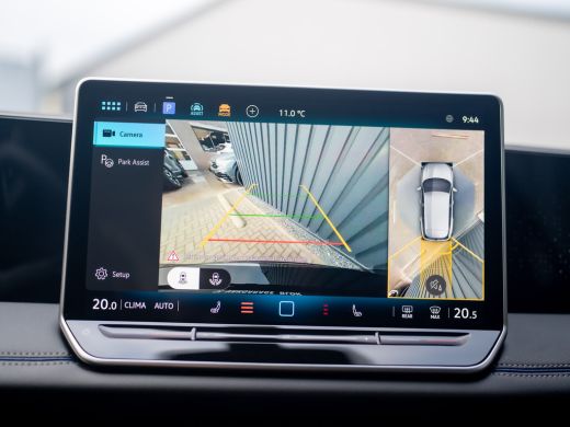 Volkswagen Tiguan 1.5 eTSI R-Line Edition | 360 Camera | 20'' | Black Style | Side Assist | Prijs Rijklaar!! ActivLease financial lease