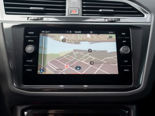 Volkswagen Tiguan 1.5 TSI R-Line Business+ | Harman/Kardon | 20'' | Trekhaak wegkl. | Elk. A-klep | IQ Light | Prij... ActivLease financial lease