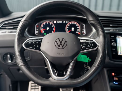 Volkswagen Tiguan 1.5 TSI R-Line Business+ | Harman/Kardon | 20'' | Trekhaak wegkl. | Elk. A-klep | IQ Light | Prij... ActivLease financial lease