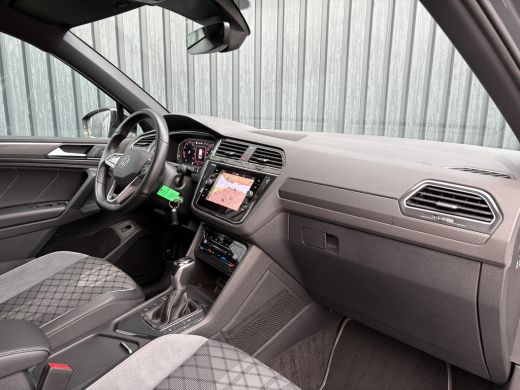 Volkswagen Tiguan 1.5 TSI R-Line Business+ | Harman/Kardon | 20'' | Trekhaak wegkl. | Elk. A-klep | IQ Light | Prij... ActivLease financial lease