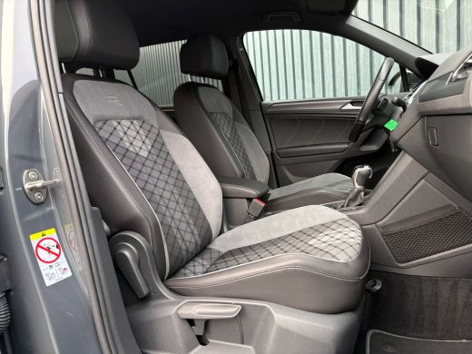 Volkswagen Tiguan 1.5 TSI R-Line Business+ | Harman/Kardon | 20'' | Trekhaak wegkl. | Elk. A-klep | IQ Light | Prij... ActivLease financial lease