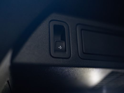 Volkswagen Tiguan 1.5 TSI R-Line Business+ | Trekhaak wegkl. | 20'' | Side Assist | Elk. A-klep | IQ Light | Prijs ... ActivLease financial lease