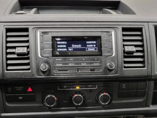 Volkswagen Transporter 2.0TDI L2/H1 4-Motion Euro 6! ActivLease financial lease