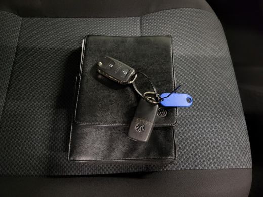 Volkswagen Transporter 2.0TDI L2/H1 4-Motion Euro 6! ActivLease financial lease