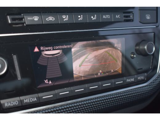 Volkswagen up! 1.0 MPI 65PK | CAMERA ACHTER | CRUISE CONTROL | NAVI VIA APP | BLUETOOTH | LED | DAB+ ActivLease financial lease